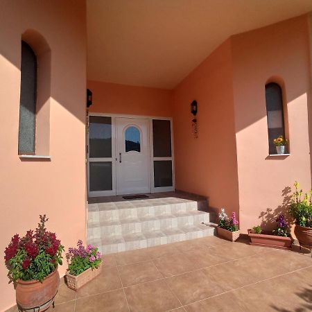 Happy Days Apartment Тірос Екстер'єр фото