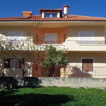 Happy Days Apartment Тірос Екстер'єр фото